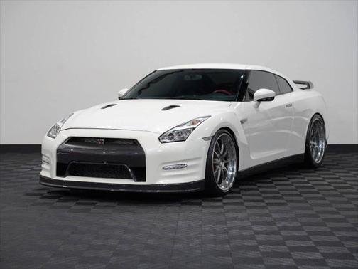 2015 Nissan GT-R Black Edition