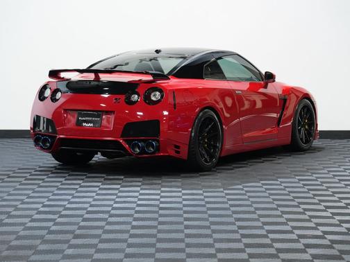 2012 Nissan GT-R Premium