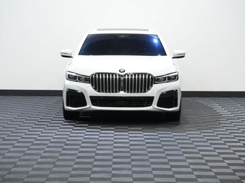 2020 BMW 750 i xDrive
