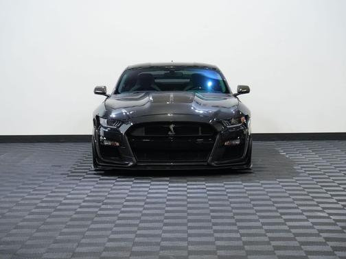 BLACK 2022 Ford Shelby GT500 Base