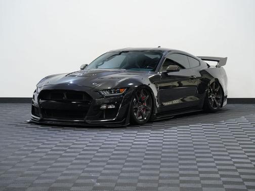 BLACK 2022 Ford Shelby GT500 Base