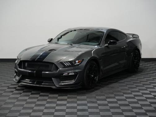 2019 Ford Shelby GT350 Base