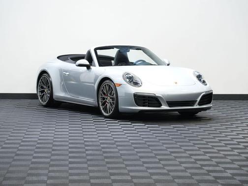 2017 Porsche 911 Carrera 4S Cabriolet
