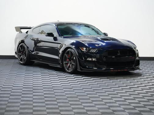 2021 Ford Shelby GT500 Base