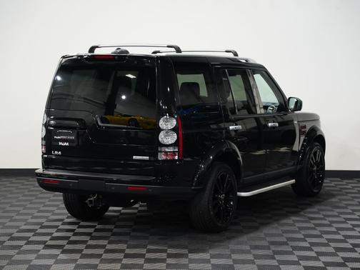 2016 Land Rover LR4 Base
