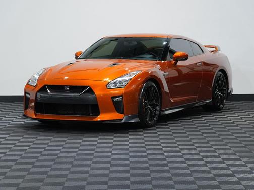 2018 Nissan GT-R Premium
