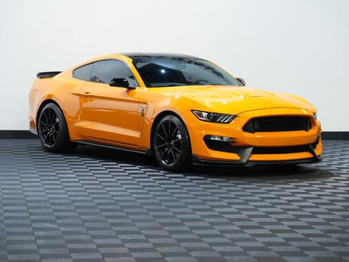 2018 Ford Shelby GT350 Base