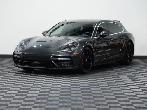 2018 Porsche Panamera Turbo