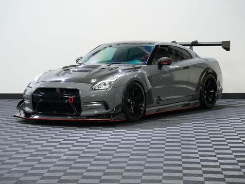 GRAY 2009 Nissan GT-R Premium