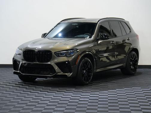 GREEN 2022 BMW X5 M Base