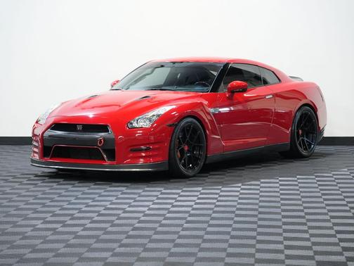 2014 Nissan GT-R Premium