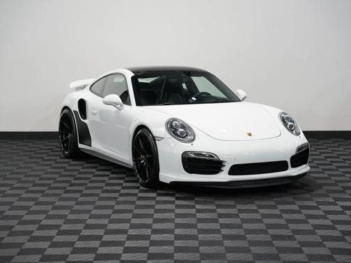 2014 Porsche 911 Turbo S