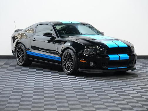 2013 Ford Shelby GT500 Base