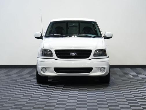 WHITE 2004 Ford F-150 SVT Lightning