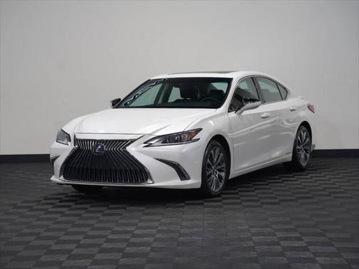 2019 Lexus ES 300h Ultra Luxury