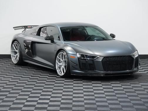 2017 Audi R8 5.2 V10 plus