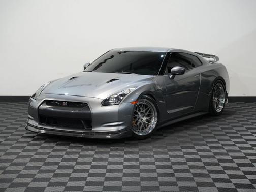 2009 Nissan GT-R Premium