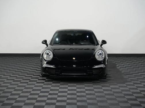2014 Porsche 911 Carrera 4S
