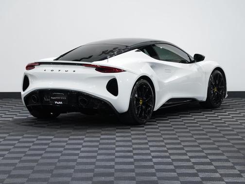 2024 Lotus Emira V6 First Edition