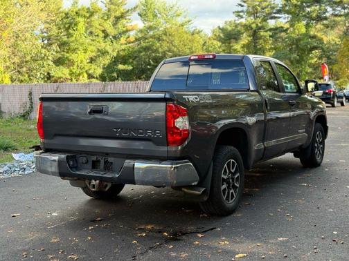 2016 Toyota Tundra SR5
