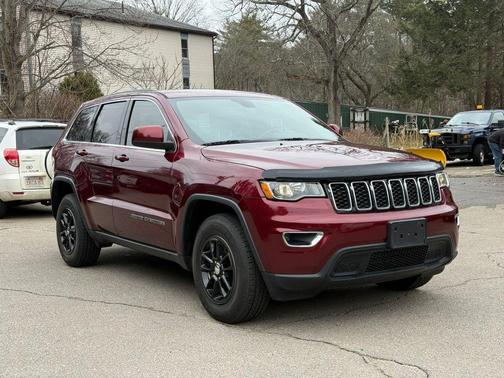 Velvet Red Pearlcoat 2019 Jeep Grand Cherokee Laredo
