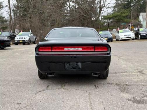 2013 Dodge Challenger SXT