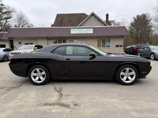 2013 Dodge Challenger SXT