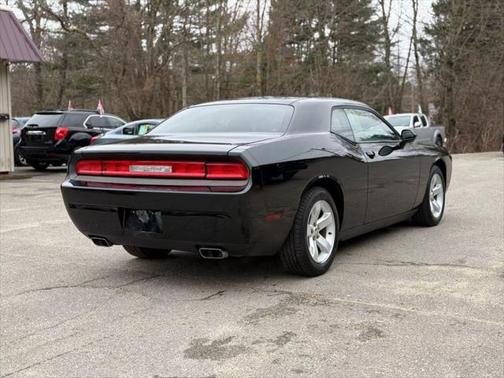 2013 Dodge Challenger SXT
