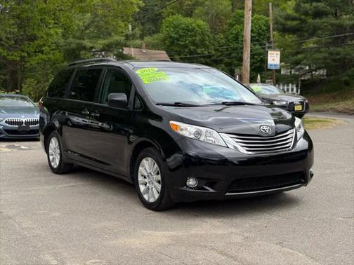 2015 Toyota Sienna XLE Premium
