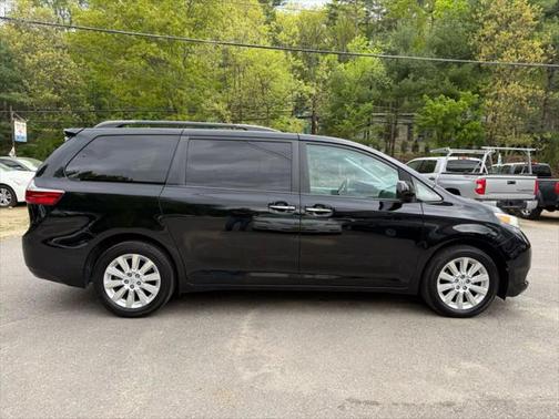2015 Toyota Sienna XLE Premium