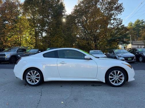 2014 INFINITI Q60 Journey