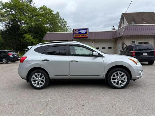 2011 Nissan Rogue SV