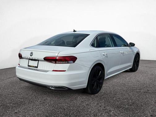 2021 Volkswagen Passat 2.0T SE