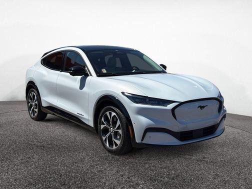 2022 Ford Mustang Mach-E Premium