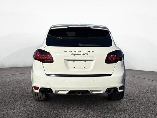 2013 Porsche Cayenne GTS