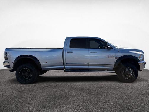 2018 RAM 3500 Big Horn Crew Cab 4x4 8' Box