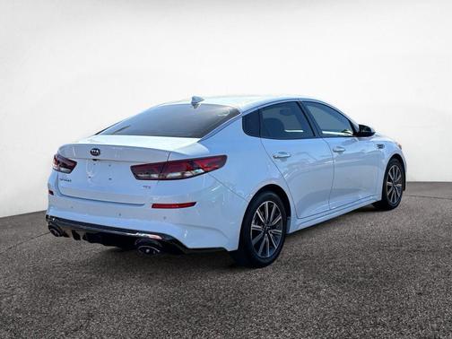 2019 Kia Optima EX