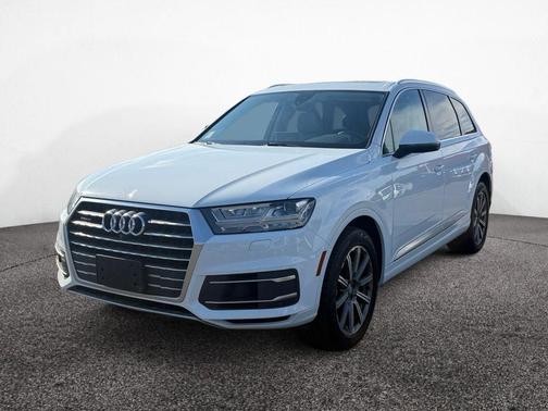 Glacier White 2019 Audi Q7 55 Premium Plus