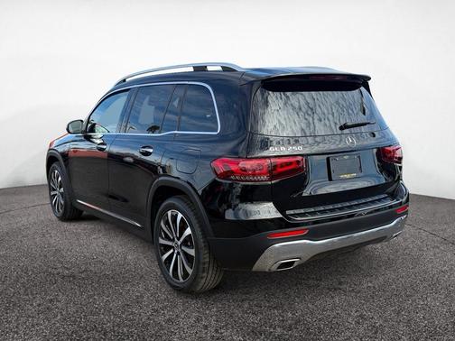 2023 Mercedes-Benz GLB 250 Base