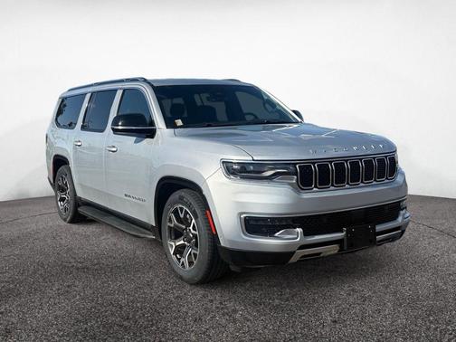 Silver Zynith 2023 Jeep Wagoneer L Series III 4x4
