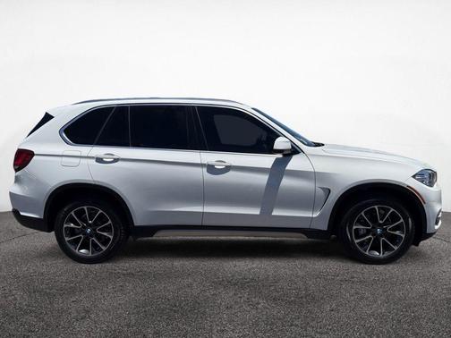 White 2017 BMW X5 sDrive35i