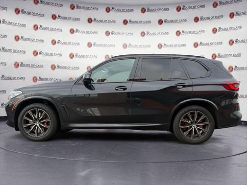 2022 BMW X5 M50i