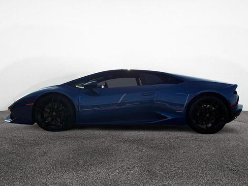 Blue 2015 Lamborghini Huracan LP610-4