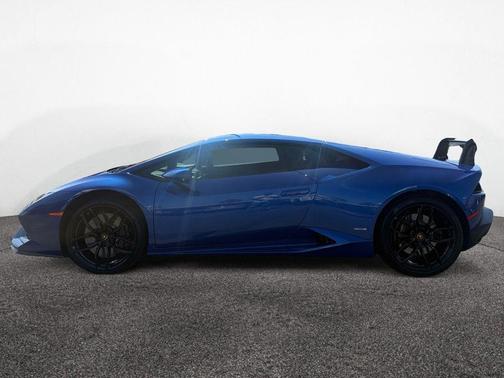 Blue 2015 Lamborghini Huracan LP610-4