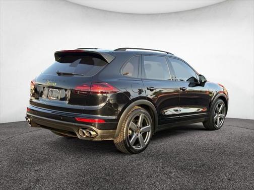 2018 Porsche Cayenne E-Hybrid S