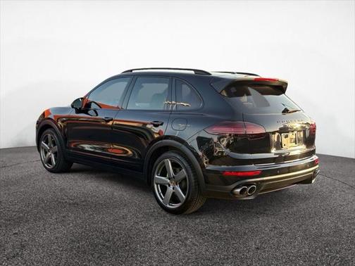 2018 Porsche Cayenne E-Hybrid S
