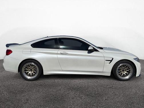 White Metallic 2015 BMW M4 Base