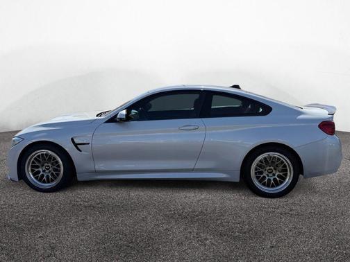 White Metallic 2015 BMW M4 Base