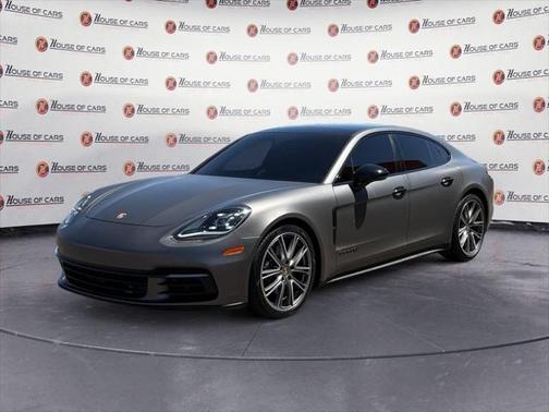 2018 Porsche Panamera 4