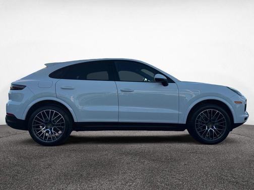 2021 Porsche Cayenne Cayenne